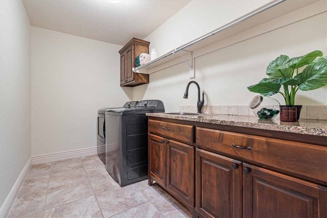 2439 Pierre Crossing