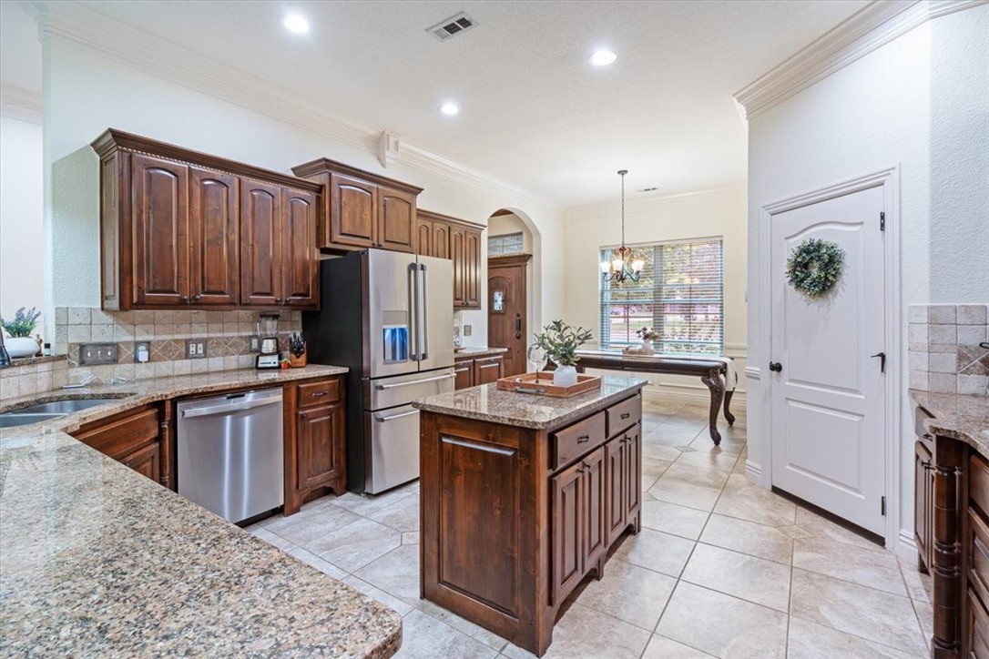 2439 Pierre Crossing