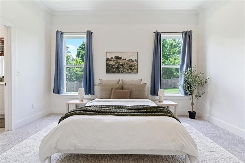 2195 Woodlark Lane