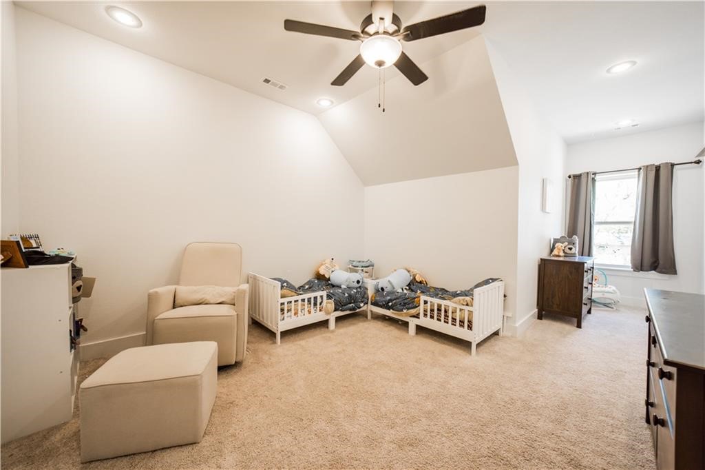 2195 Woodlark Lane