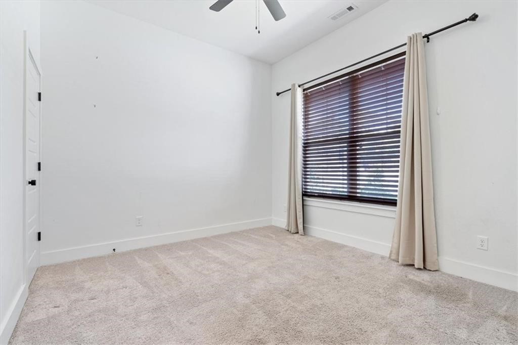2195 Woodlark Lane