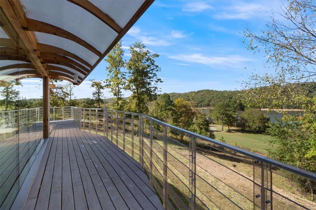 23513 Lakeview Terrace