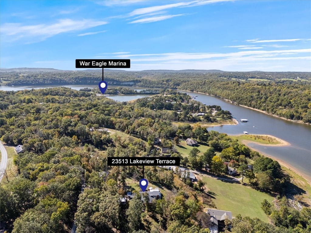 23513 Lakeview Terrace