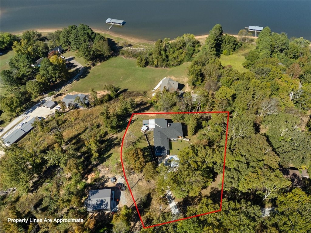 23513 Lakeview Terrace