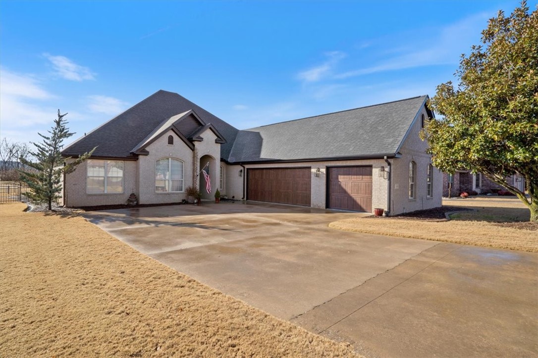 1819 S Cherry Hills Drive