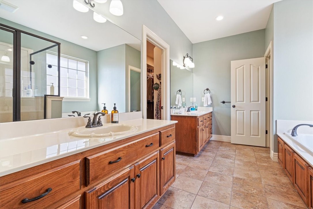 1819 S Cherry Hills Drive