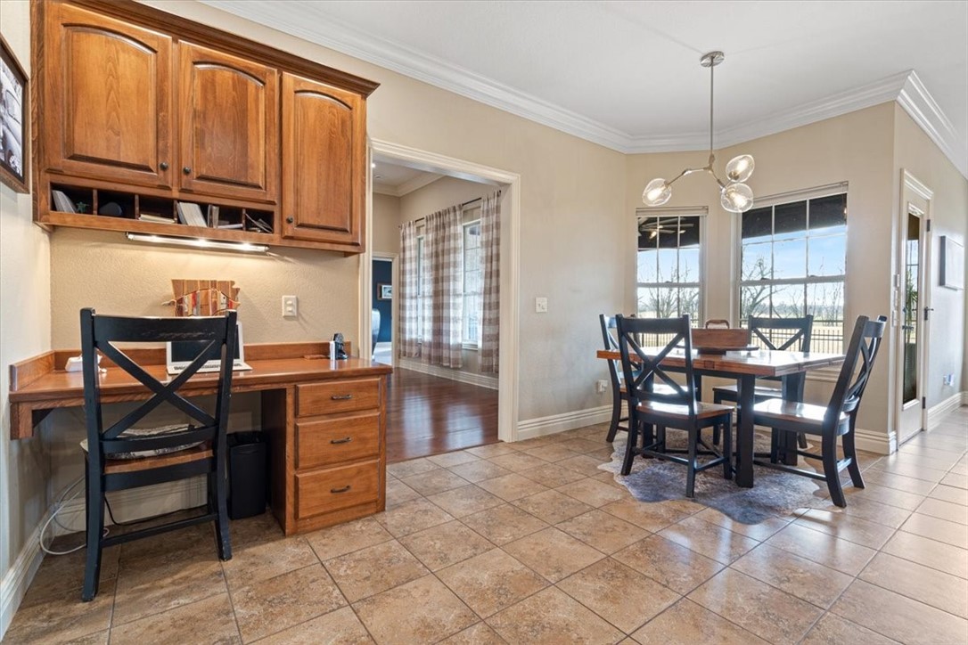 1819 S Cherry Hills Drive