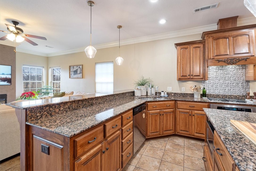 1819 S Cherry Hills Drive