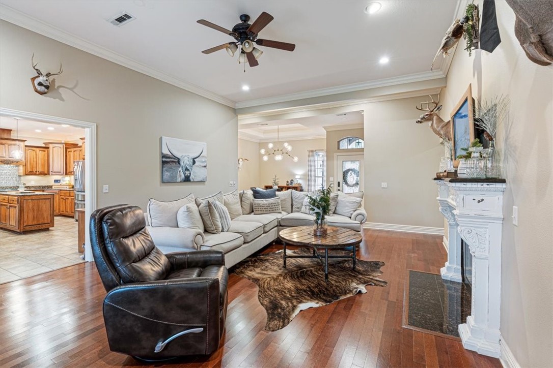 1819 S Cherry Hills Drive