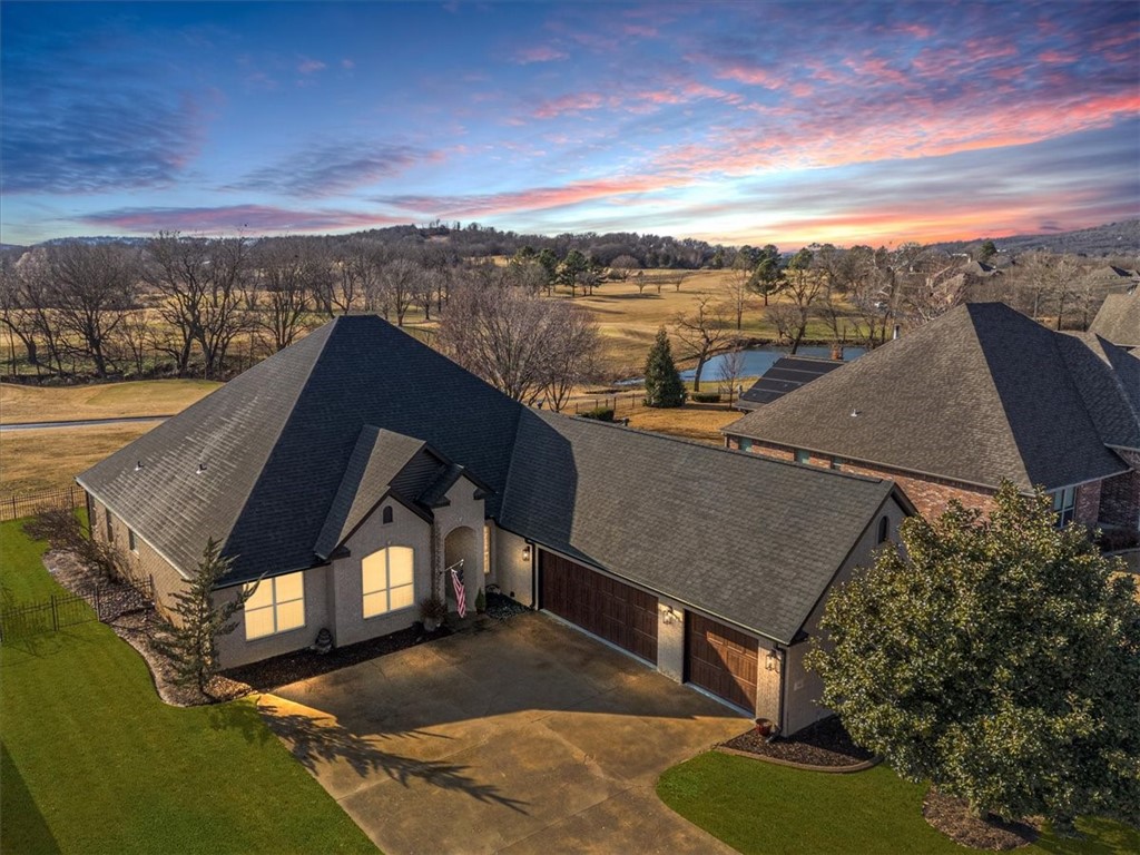 1819 S Cherry Hills Drive