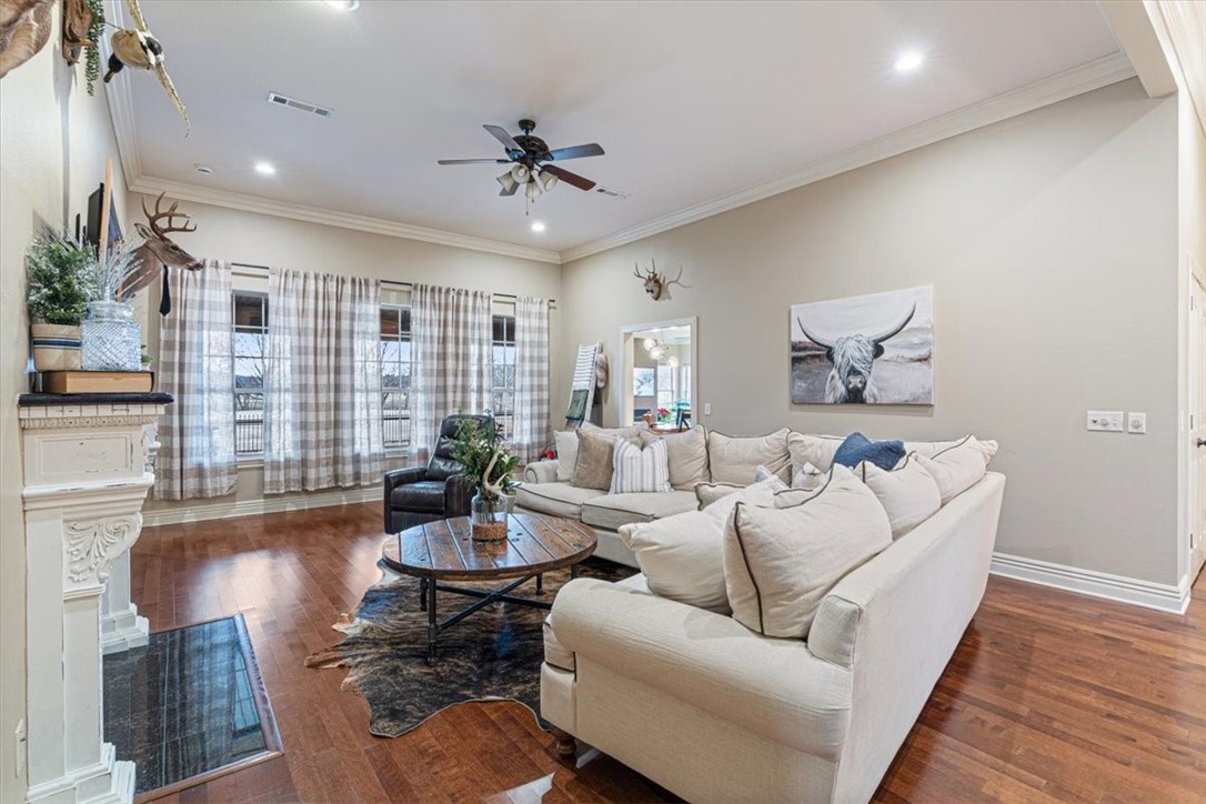 1819 S Cherry Hills Drive