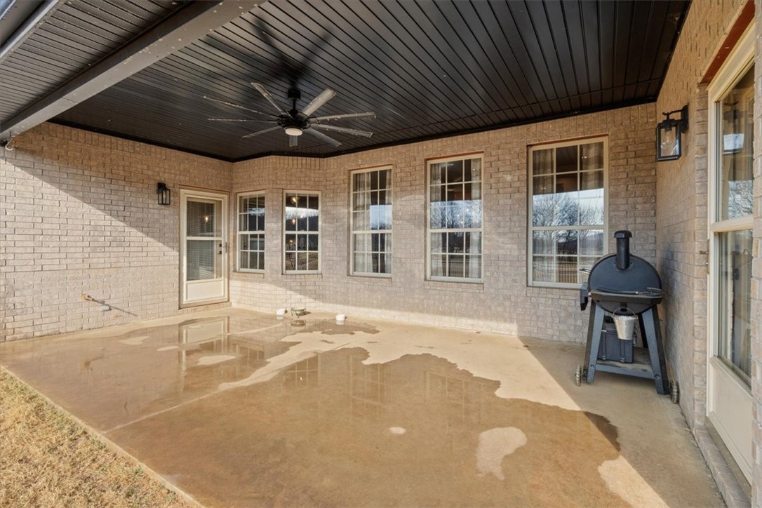 1819 S Cherry Hills Drive