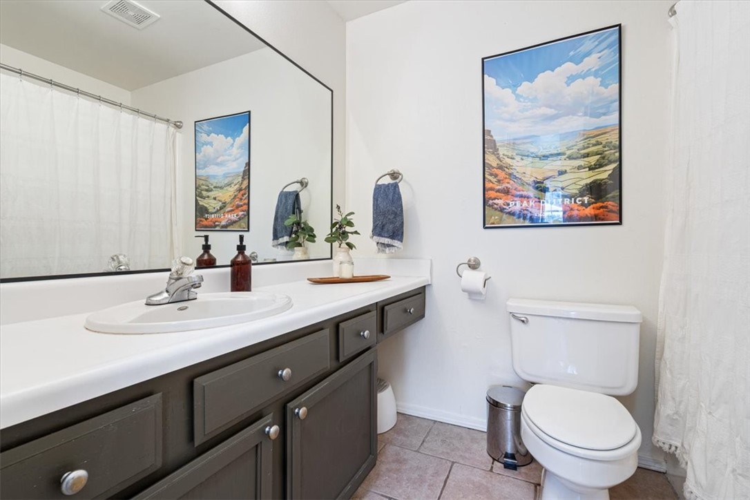 571 E Evergreen Lane