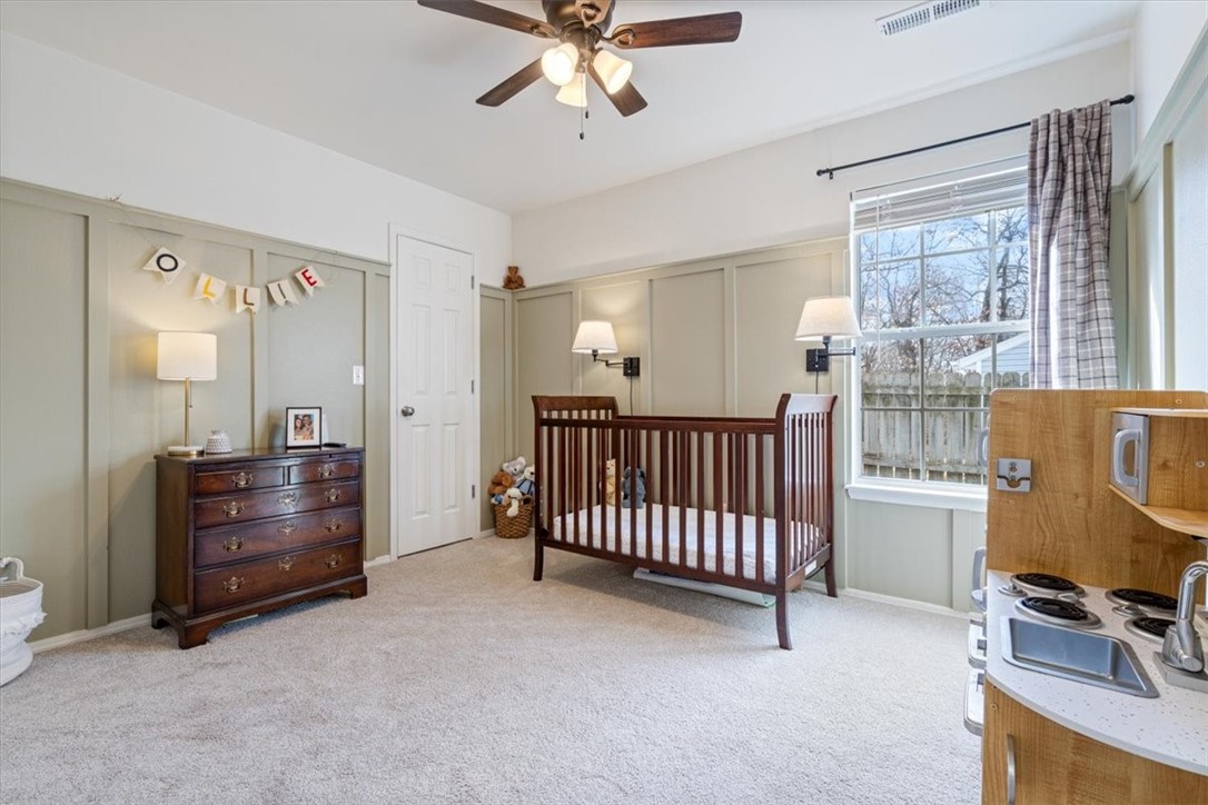 571 E Evergreen Lane