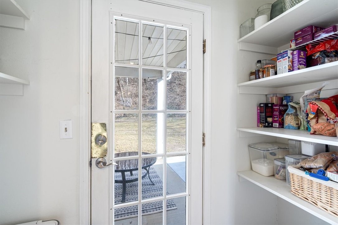 571 E Evergreen Lane