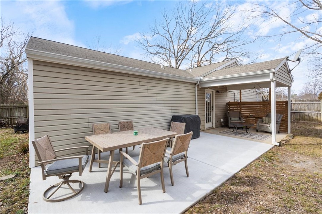 571 E Evergreen Lane