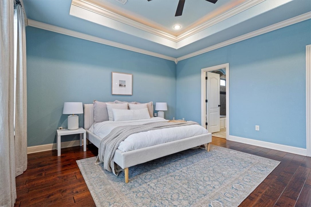 3693 N Dupont Avenue