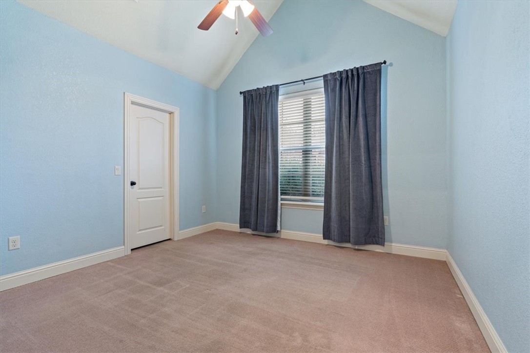 3693 N Dupont Avenue