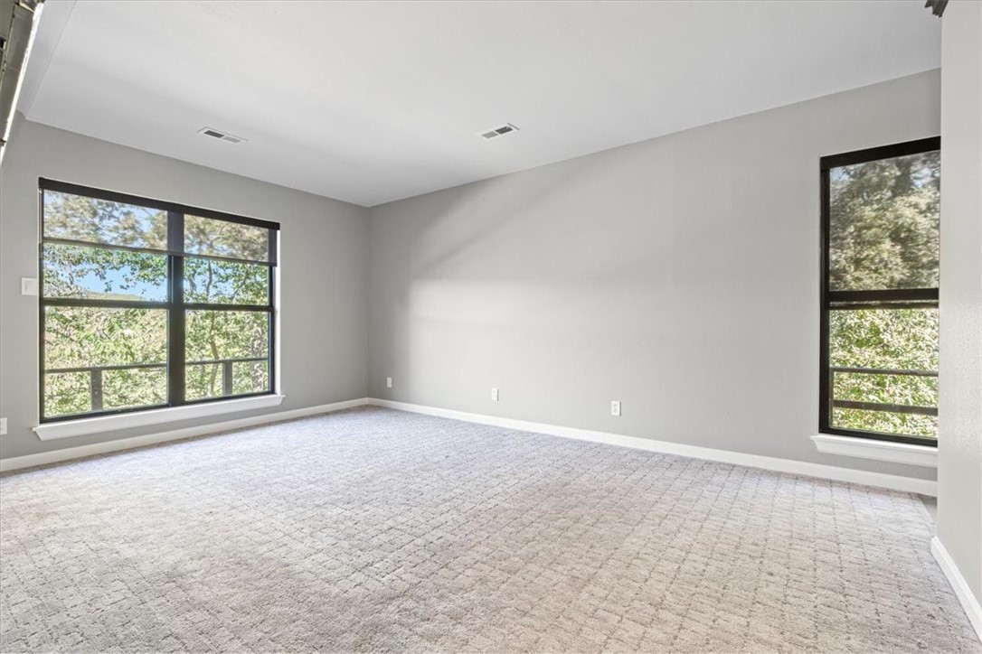 23513 Lakeview Terrace