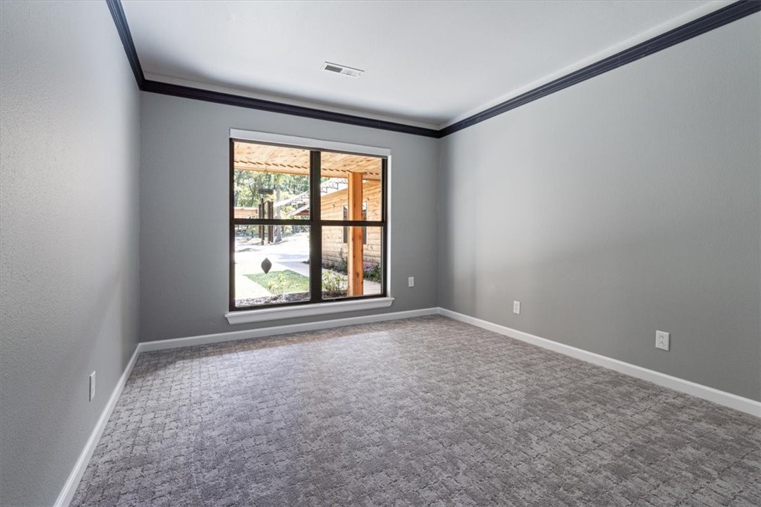 23513 Lakeview Terrace