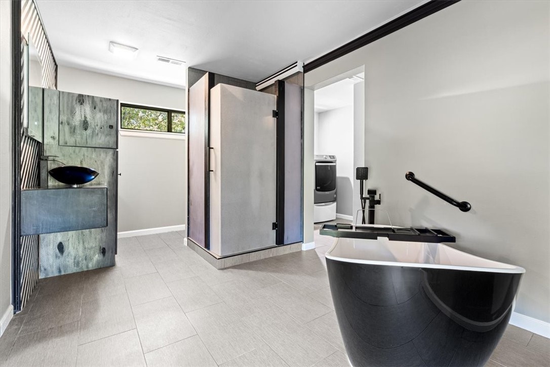 23513 Lakeview Terrace