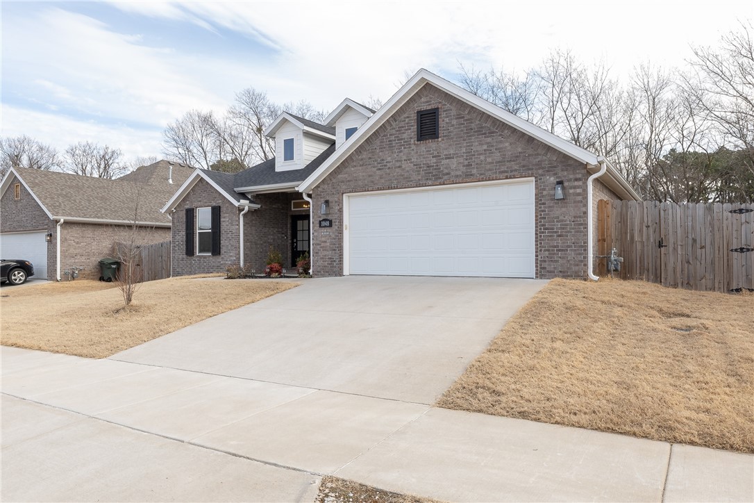 1048 S Xavier Bend