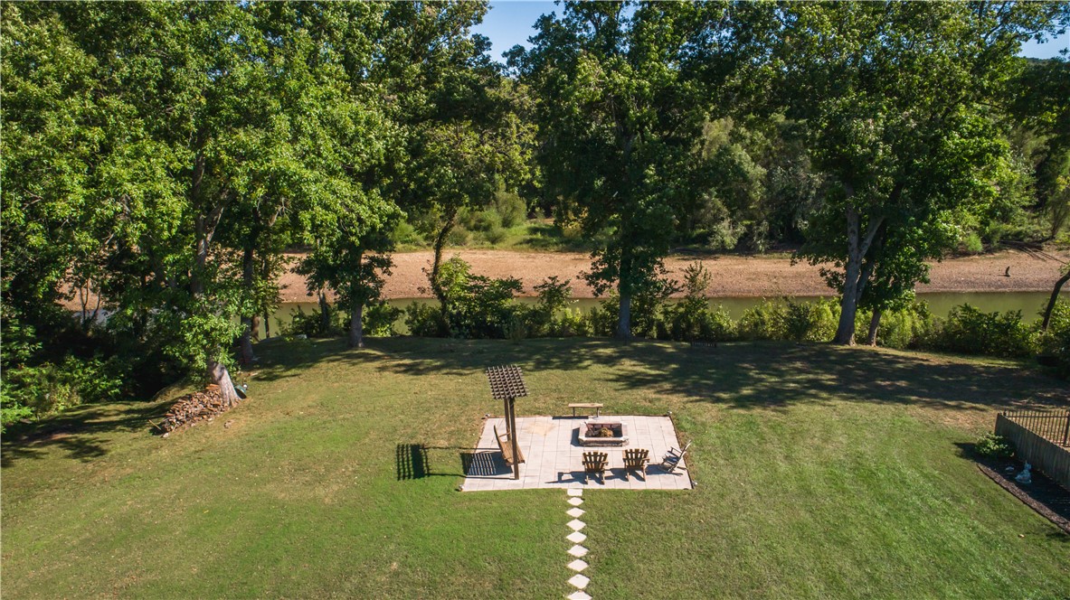 2207 Riverfront Lane