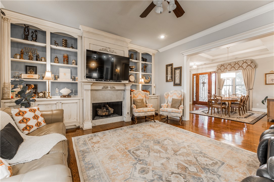 2207 Riverfront Lane