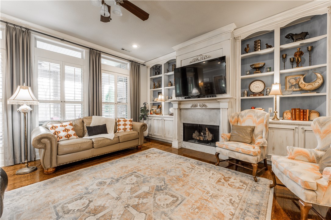 2207 Riverfront Lane