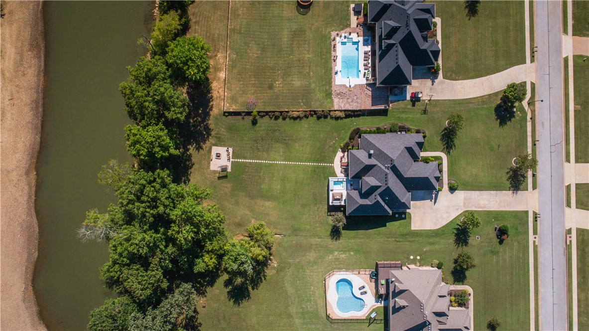 2207 Riverfront Lane