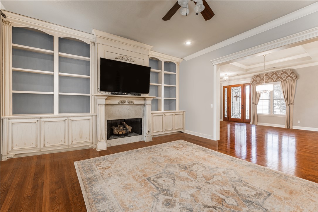 2207 Riverfront Lane