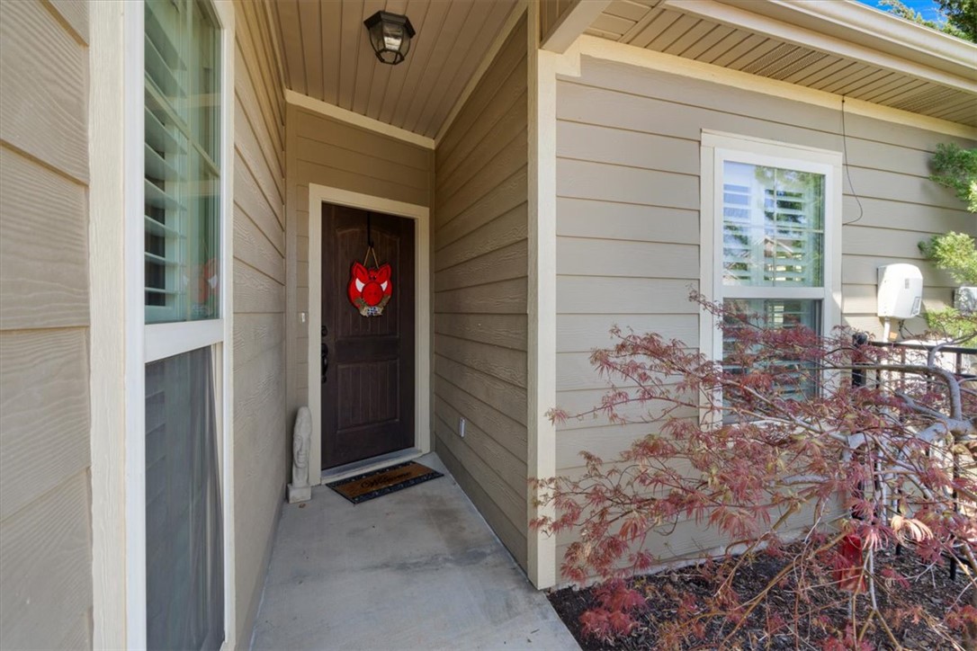 2402 SW Coues Cove