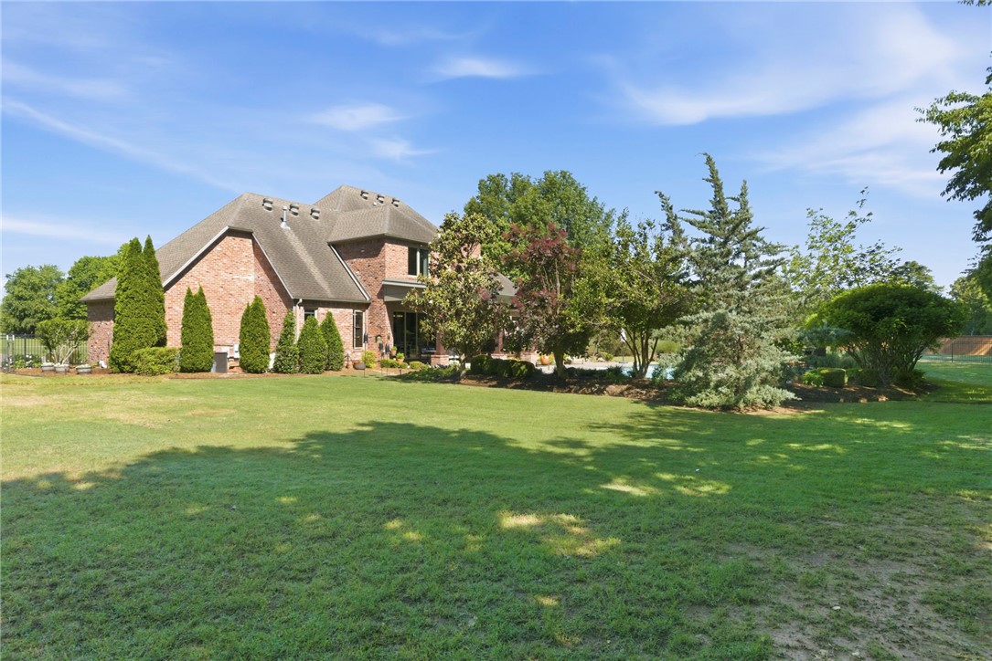 350 Polo Drive
