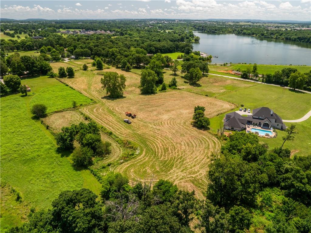 Lot 7 1.63 Acres E Lake Road