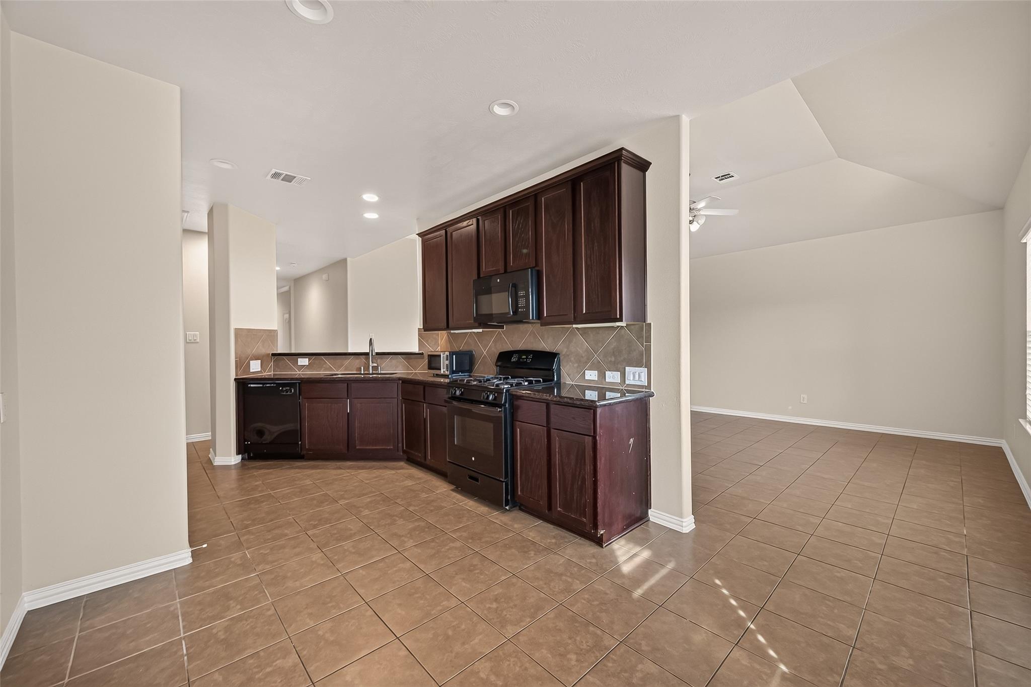 19615 Iris Manor Court