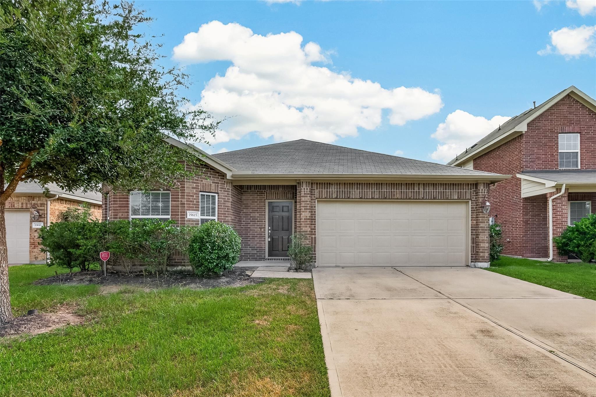 19615 Iris Manor Court