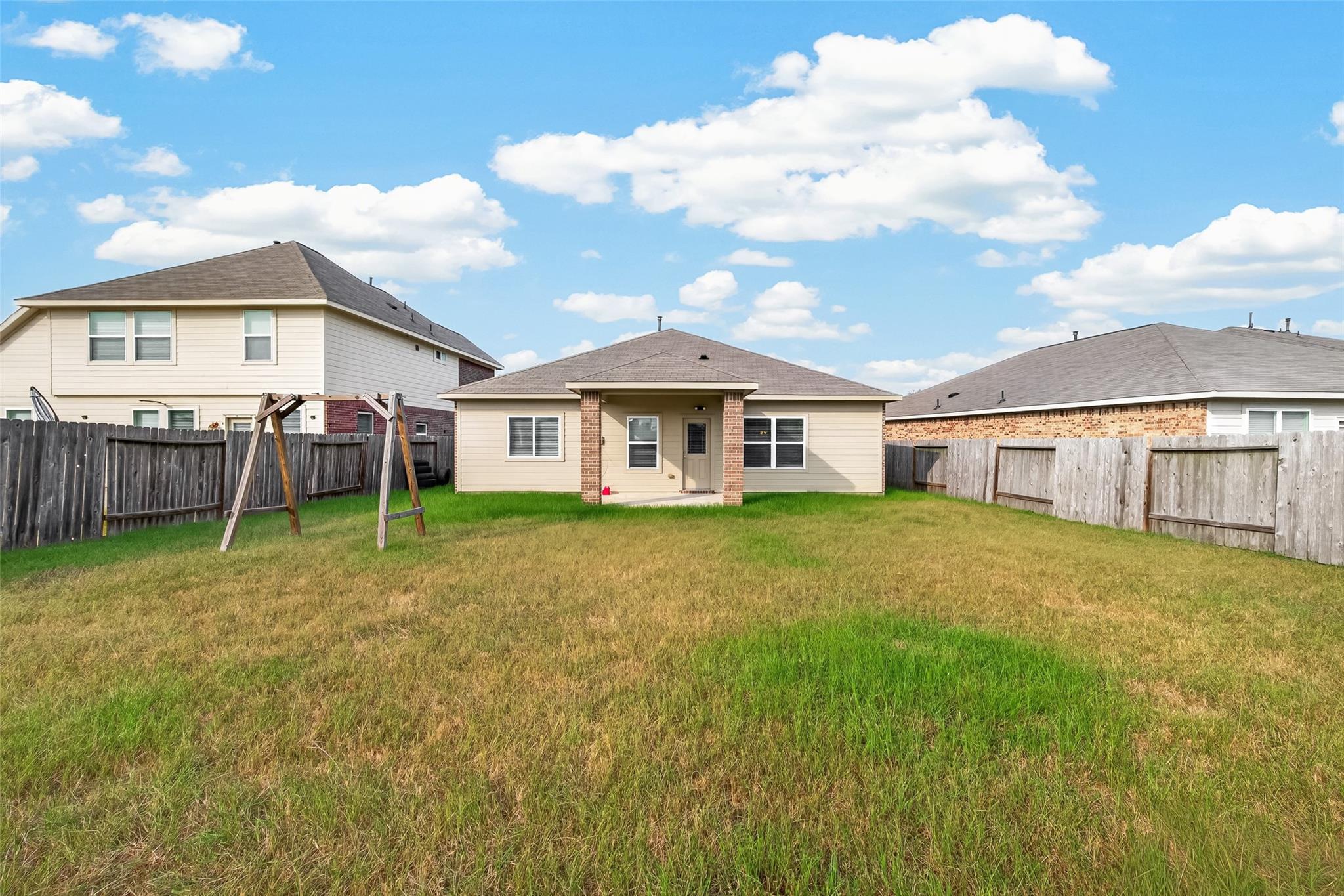 19615 Iris Manor Court