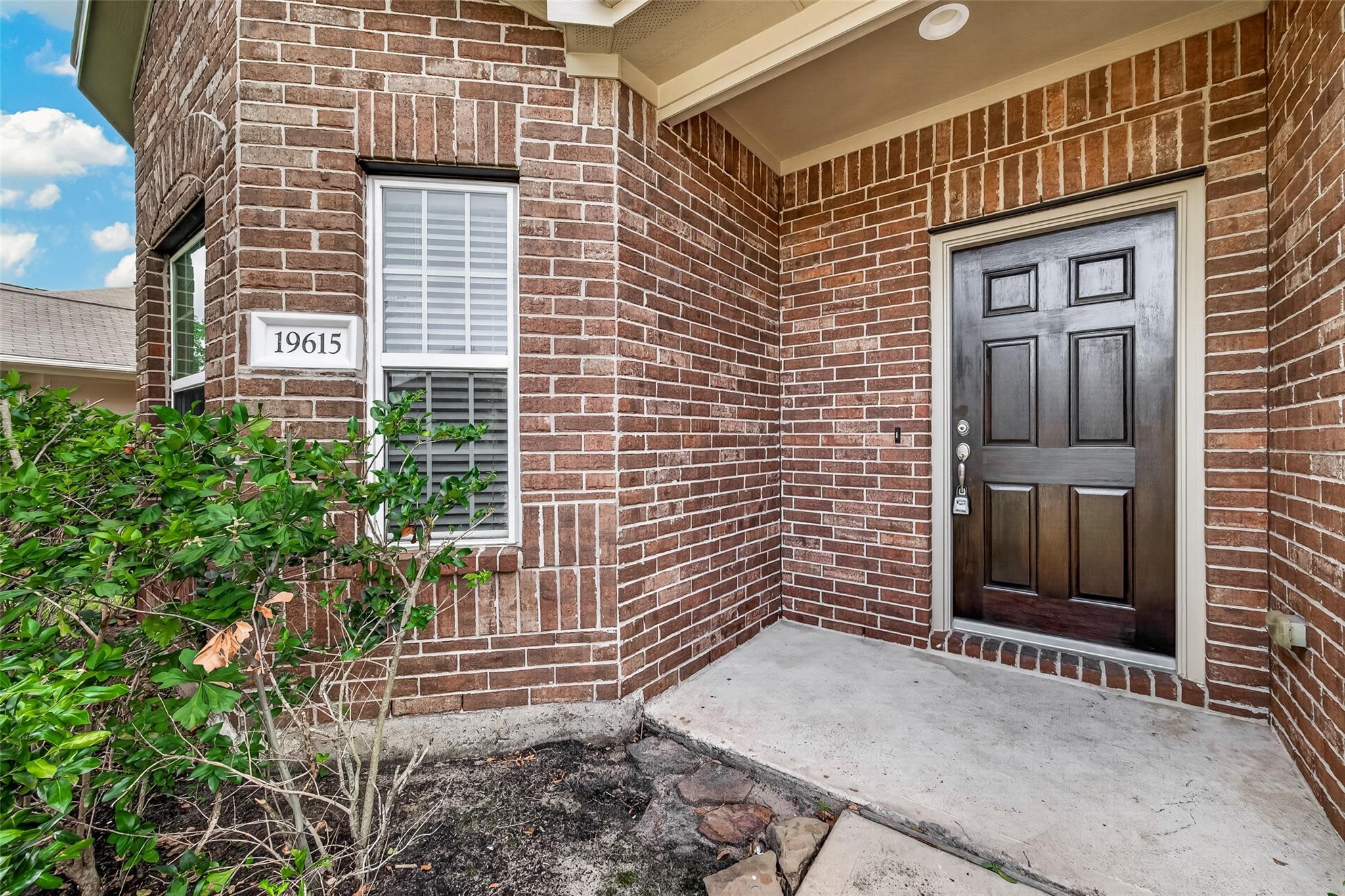 19615 Iris Manor Court