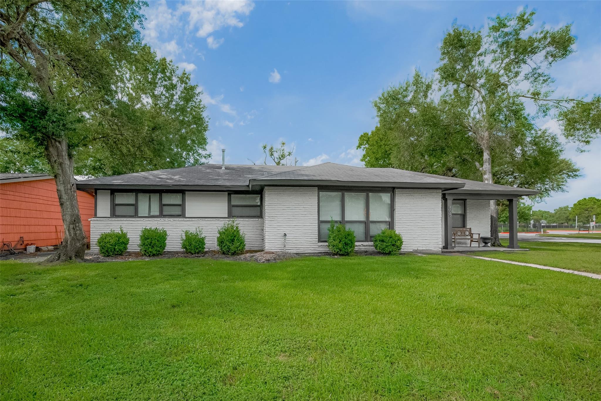 8057 Ridgeview Drive