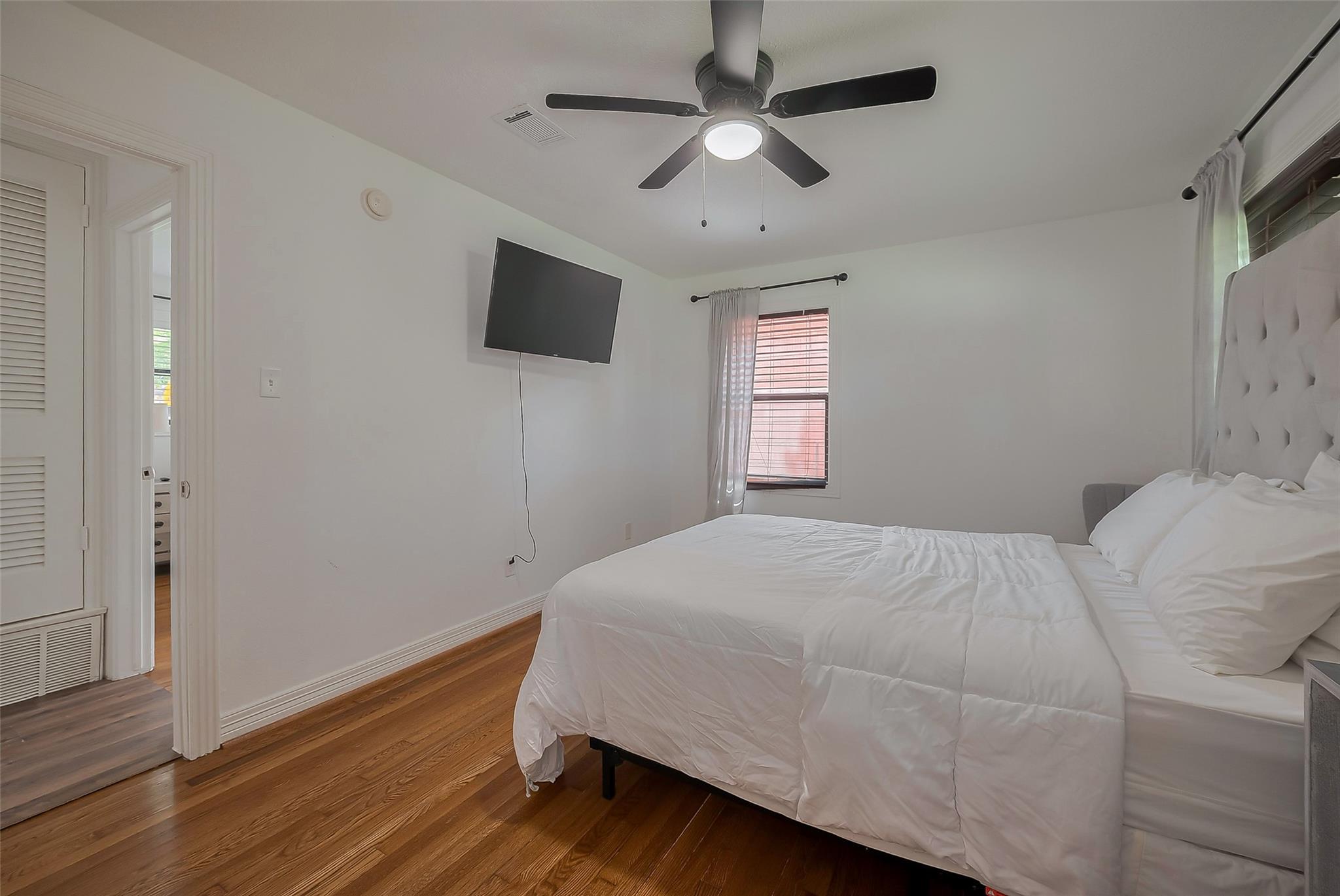 8057 Ridgeview Drive