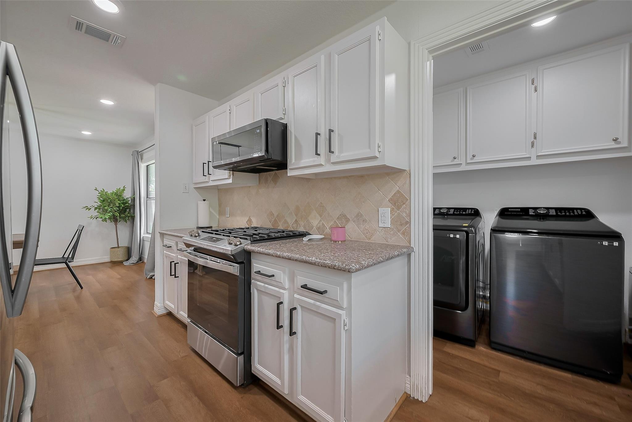 8057 Ridgeview Drive