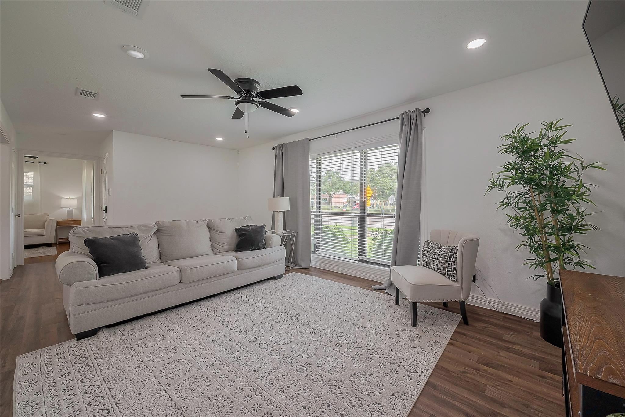 8057 Ridgeview Drive