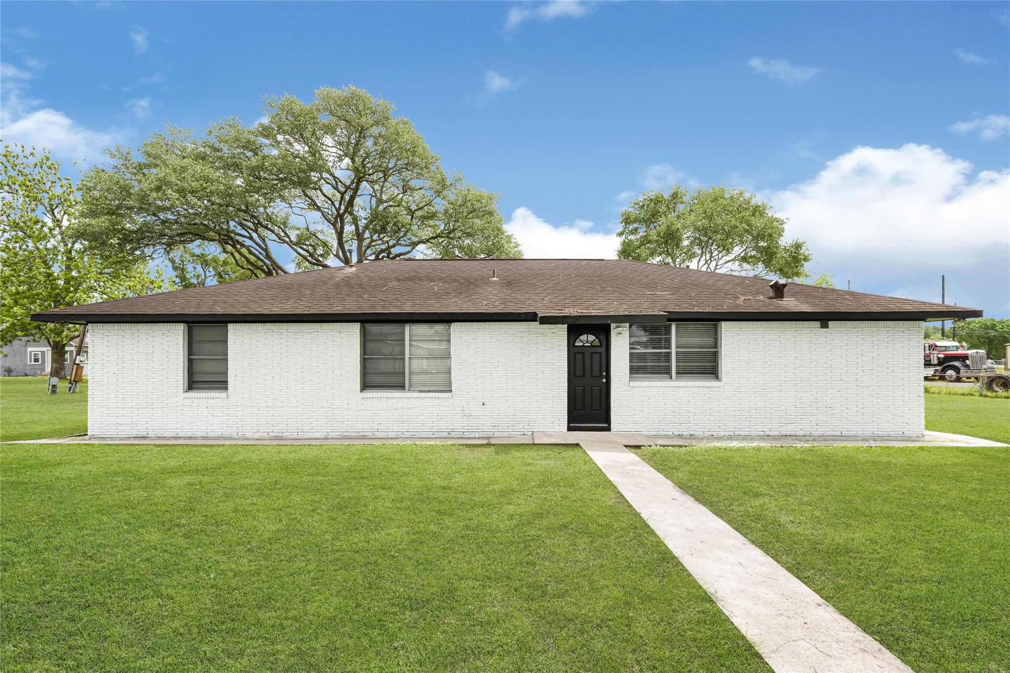 4634 Highway 36 S