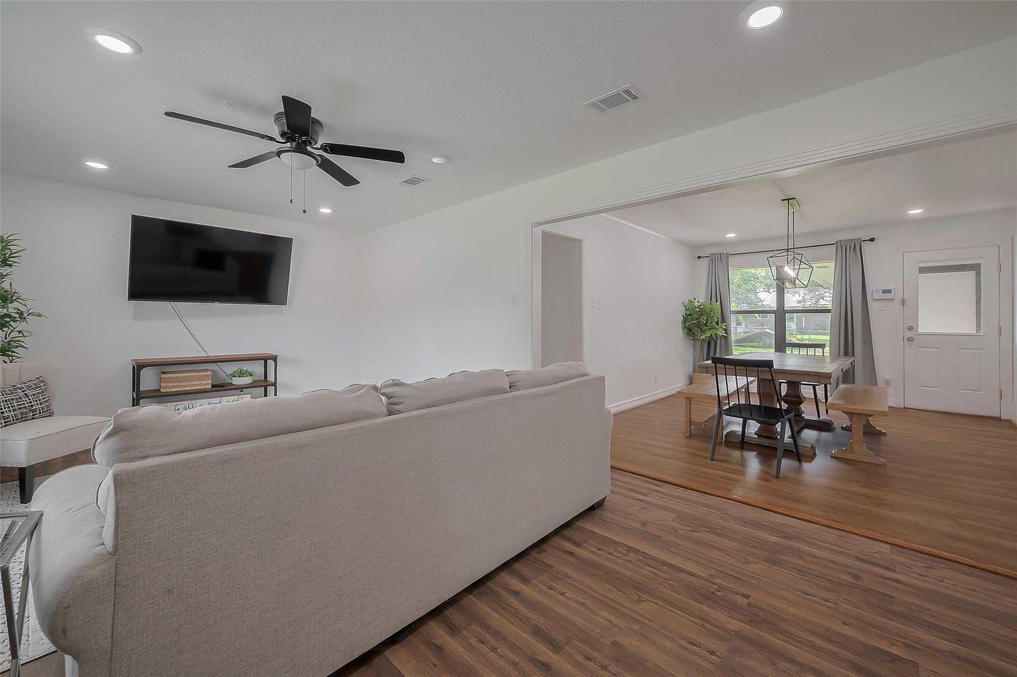 8057 Ridgeview Drive