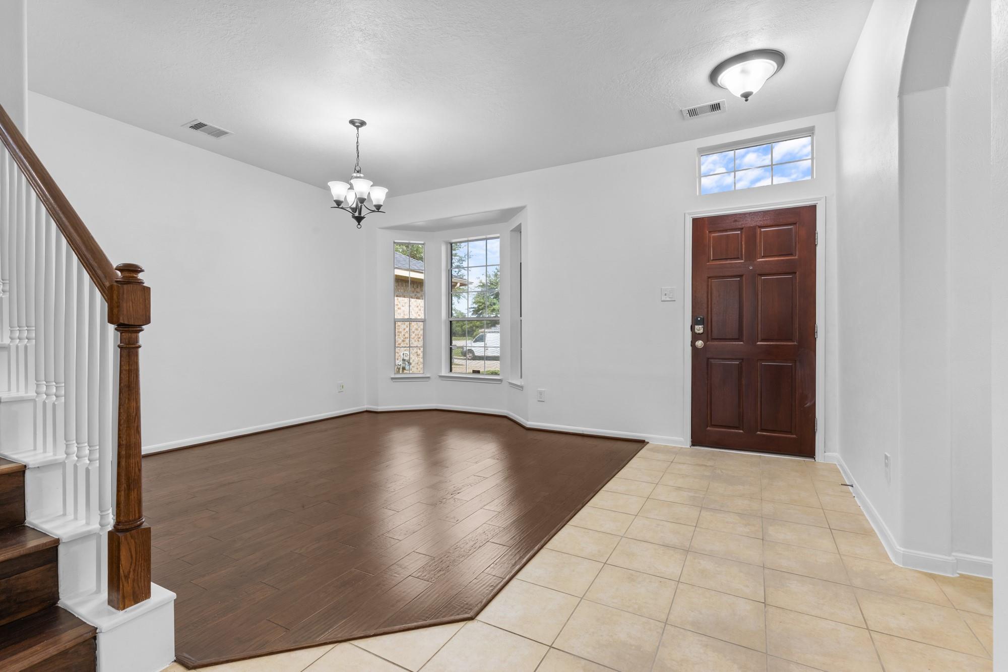 1923 Vale Haven Drive