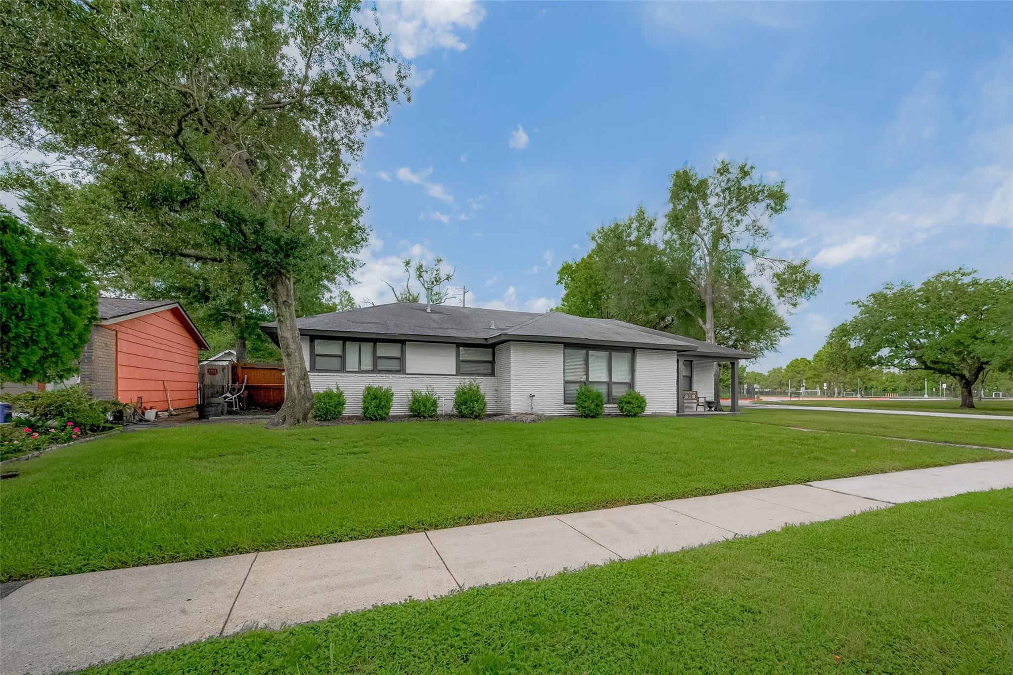 8057 Ridgeview Drive
