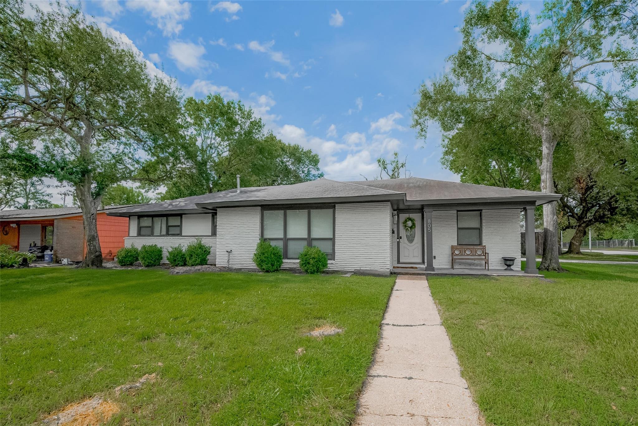8057 Ridgeview Drive