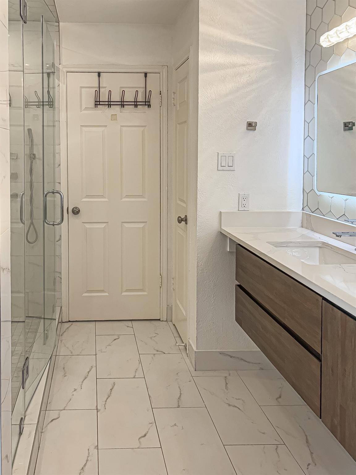 14310 N Towerglen Loop