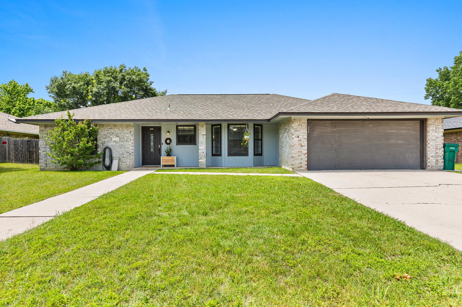 1706 Lynx CIR