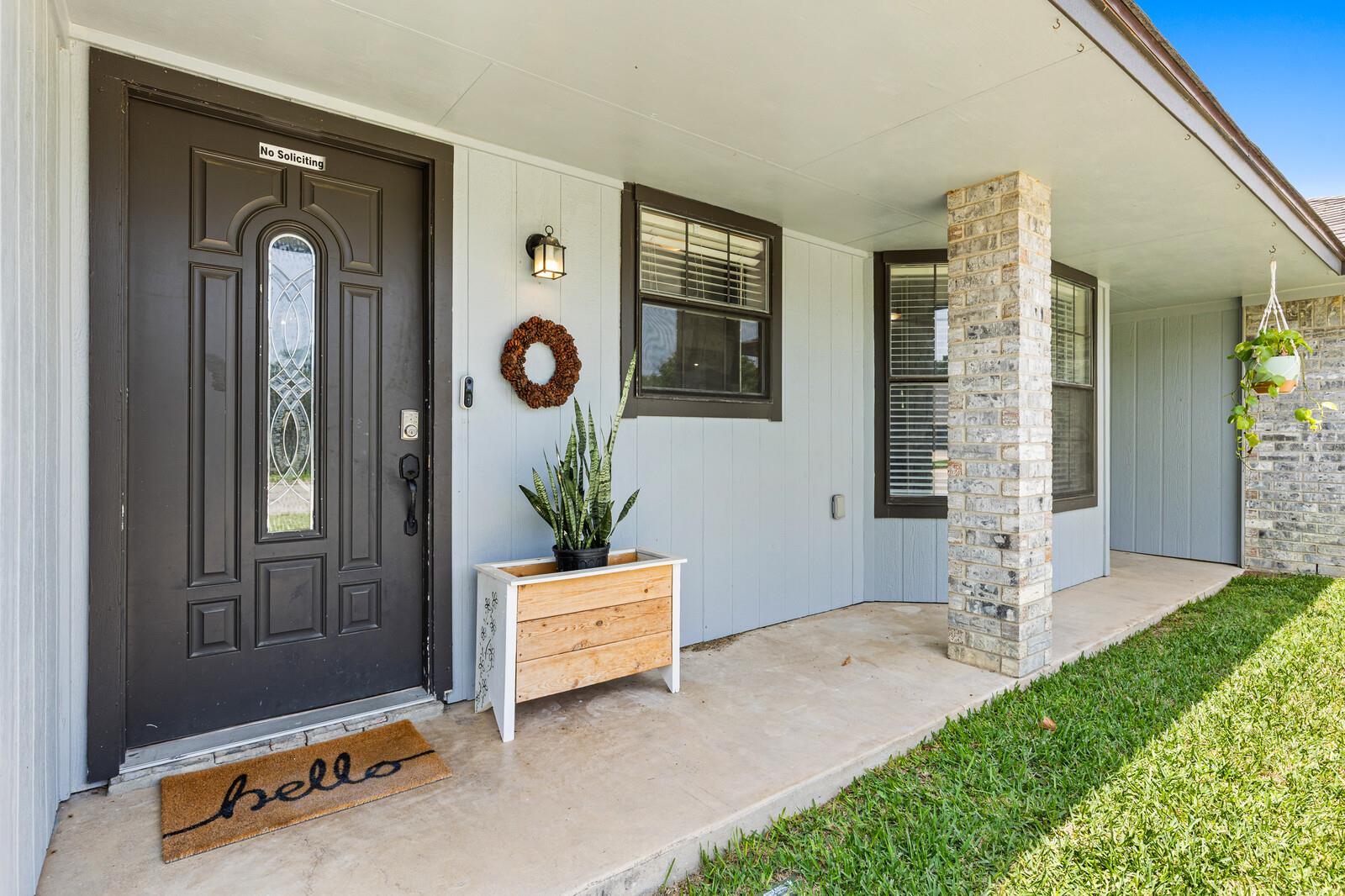 1706 Lynx CIR